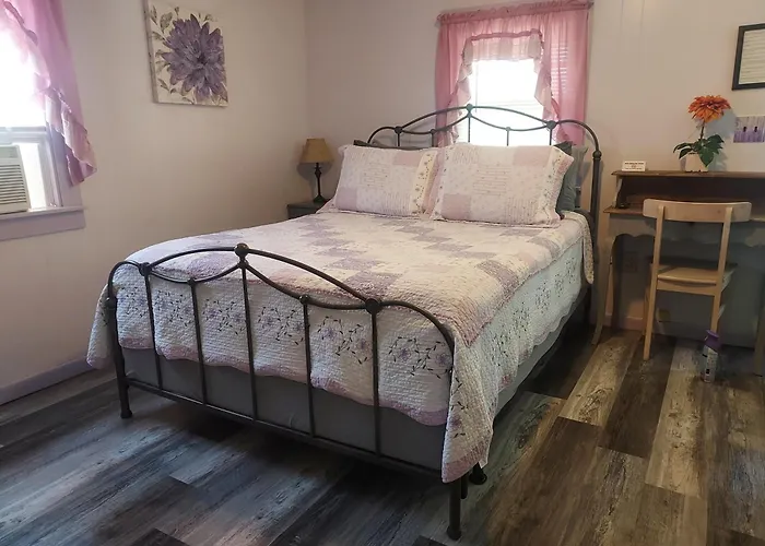 Serenity Motel
